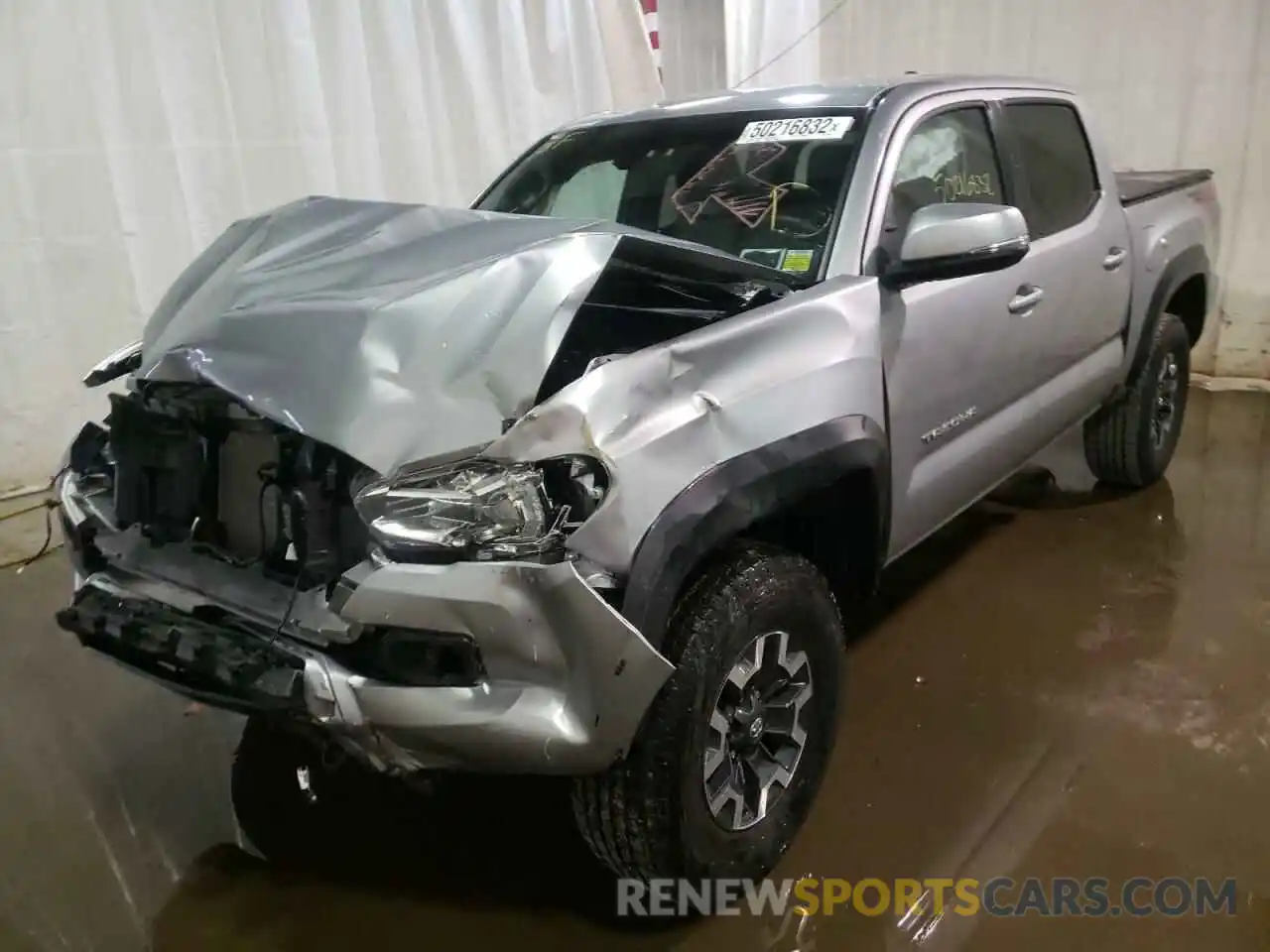 2 Photograph of a damaged car 3TMCZ5AN8LM341075 TOYOTA TACOMA 2020