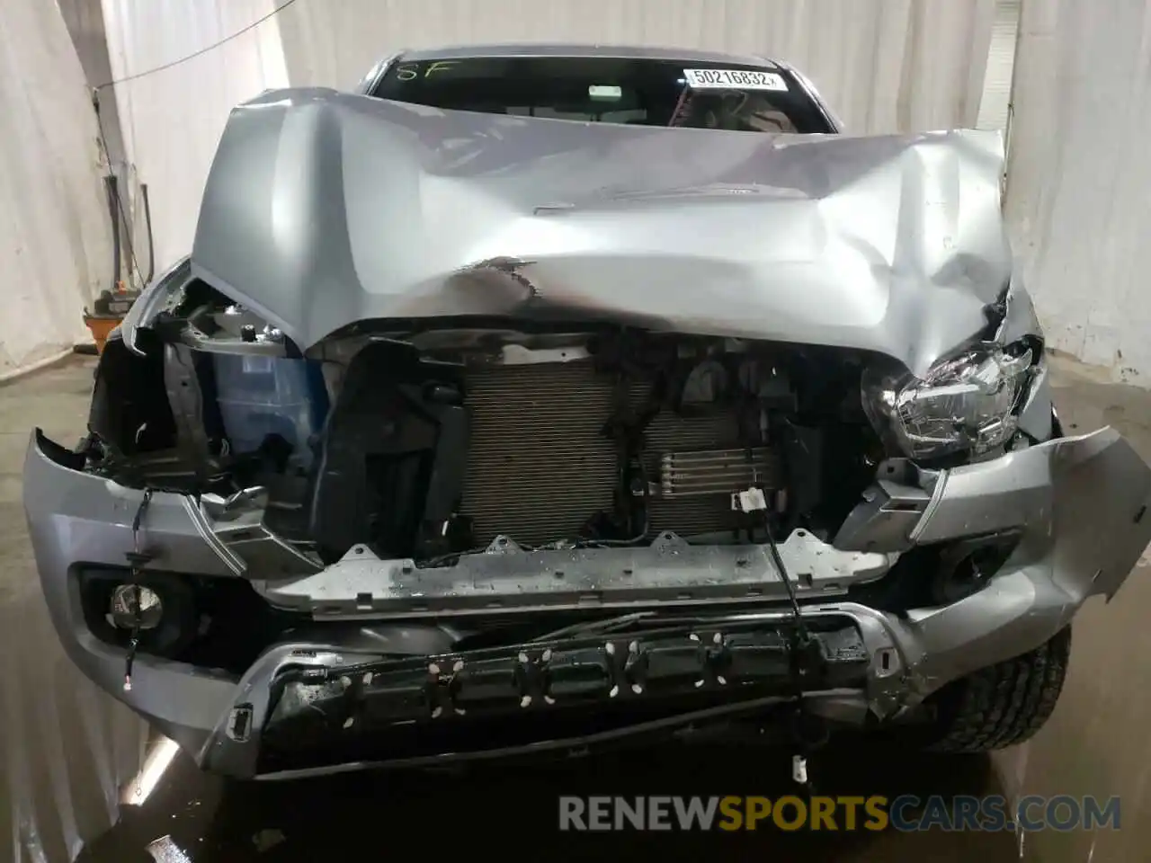 7 Photograph of a damaged car 3TMCZ5AN8LM341075 TOYOTA TACOMA 2020