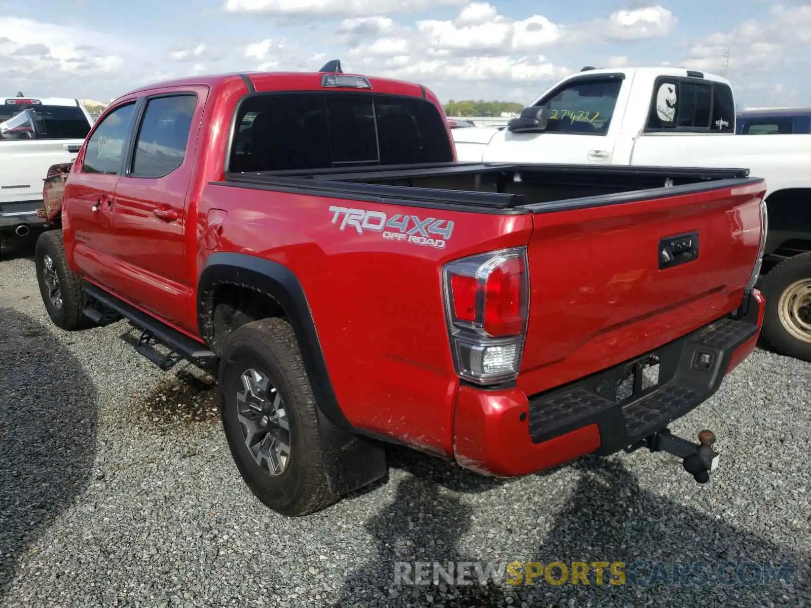 3 Photograph of a damaged car 3TMCZ5AN8LM341478 TOYOTA TACOMA 2020