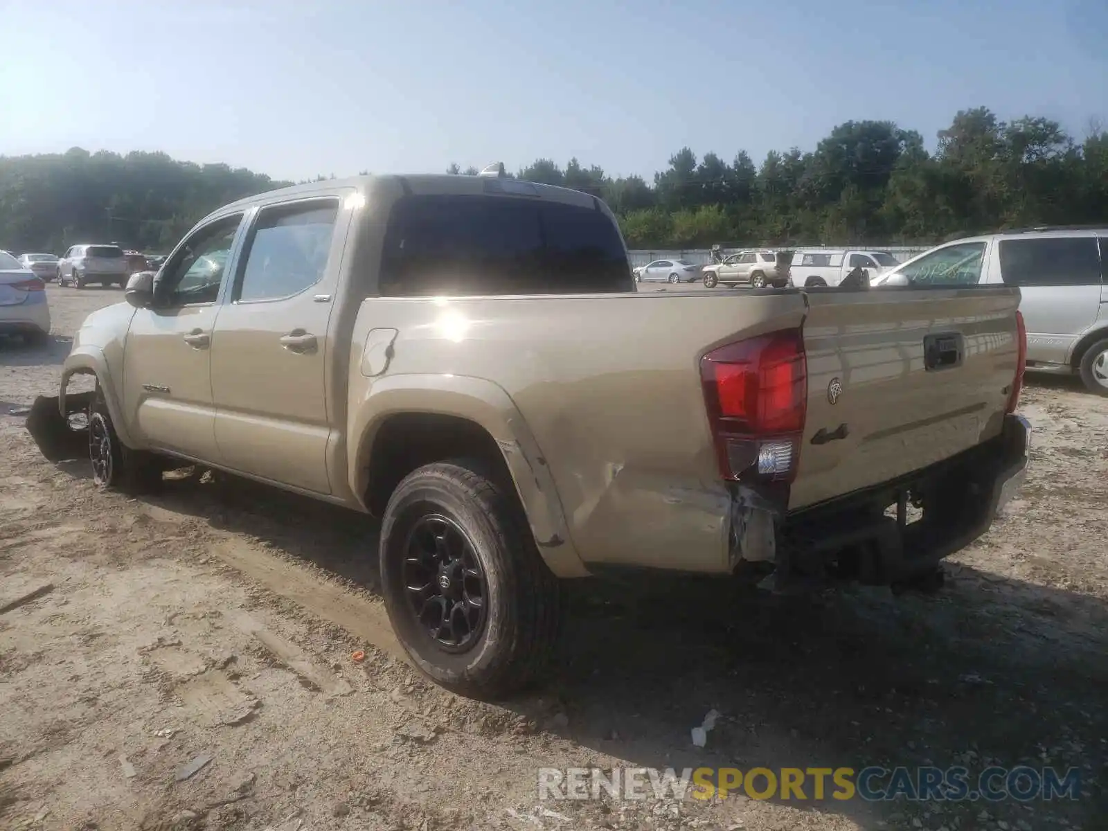 3 Photograph of a damaged car 3TMCZ5AN8LM344882 TOYOTA TACOMA 2020