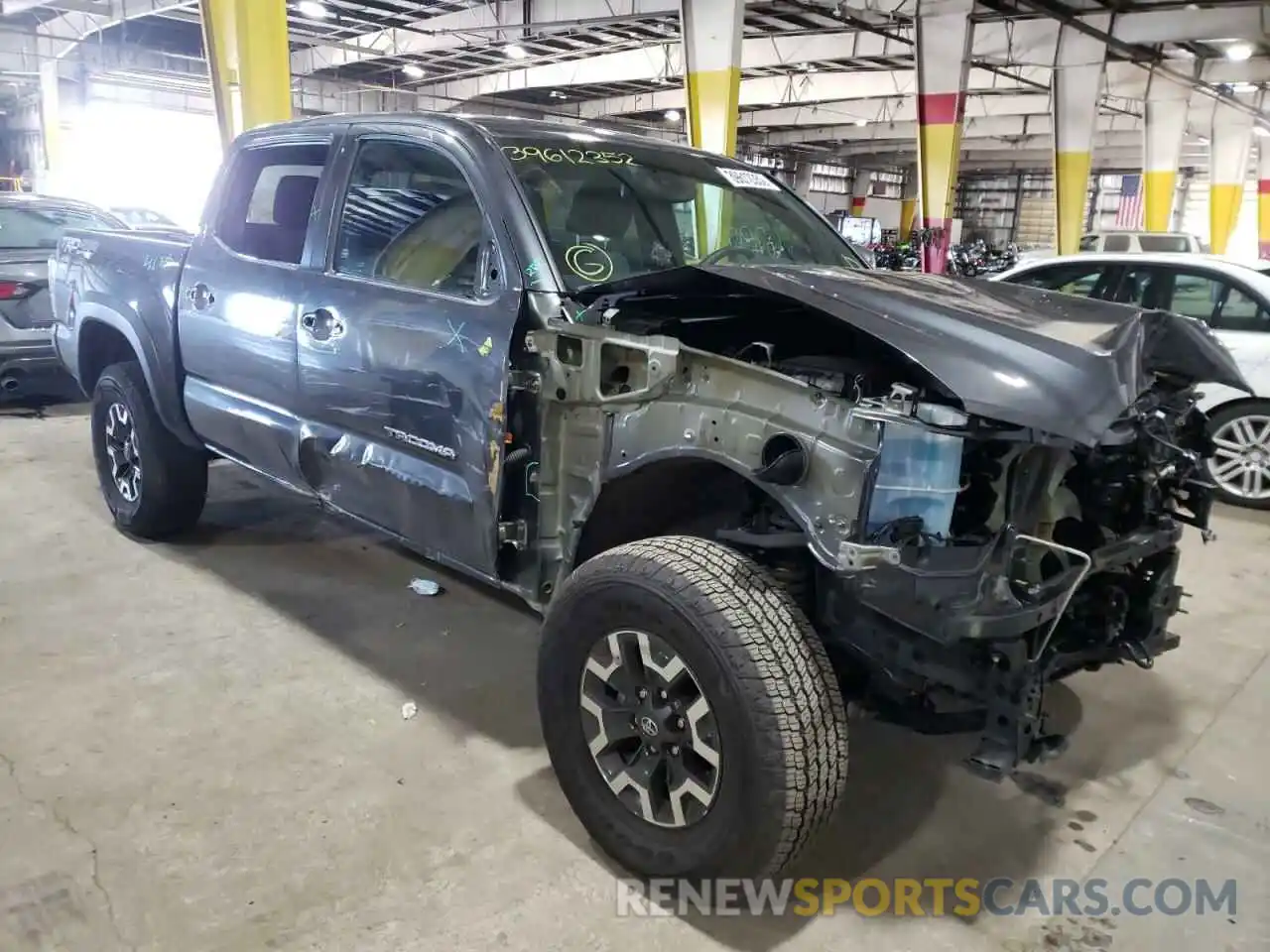 1 Photograph of a damaged car 3TMCZ5AN8LM345370 TOYOTA TACOMA 2020