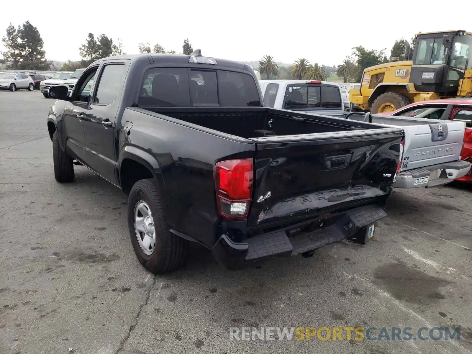 3 Photograph of a damaged car 3TMCZ5AN8LM350116 TOYOTA TACOMA 2020