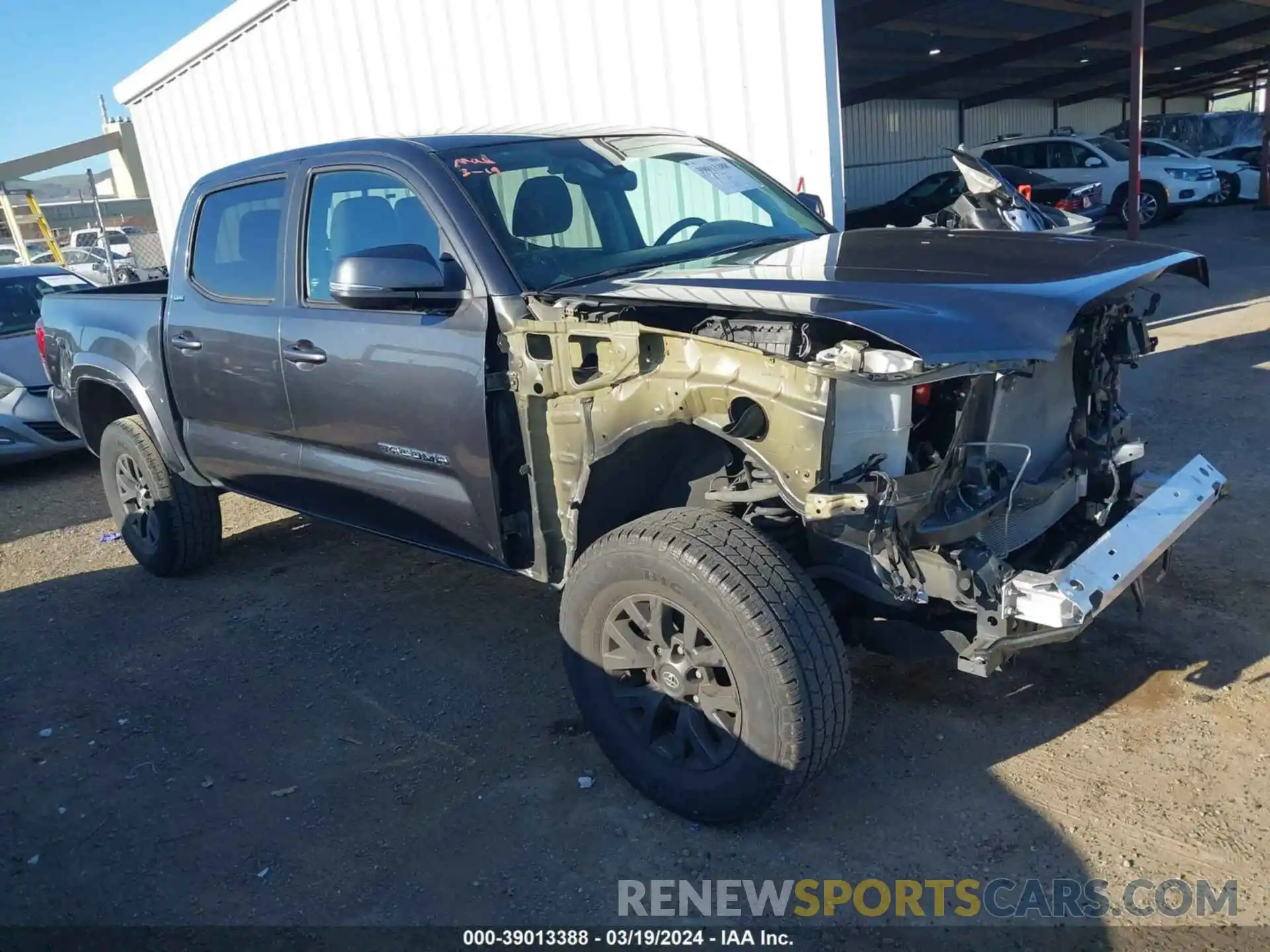 1 Photograph of a damaged car 3TMCZ5AN8LM362590 TOYOTA TACOMA 2020