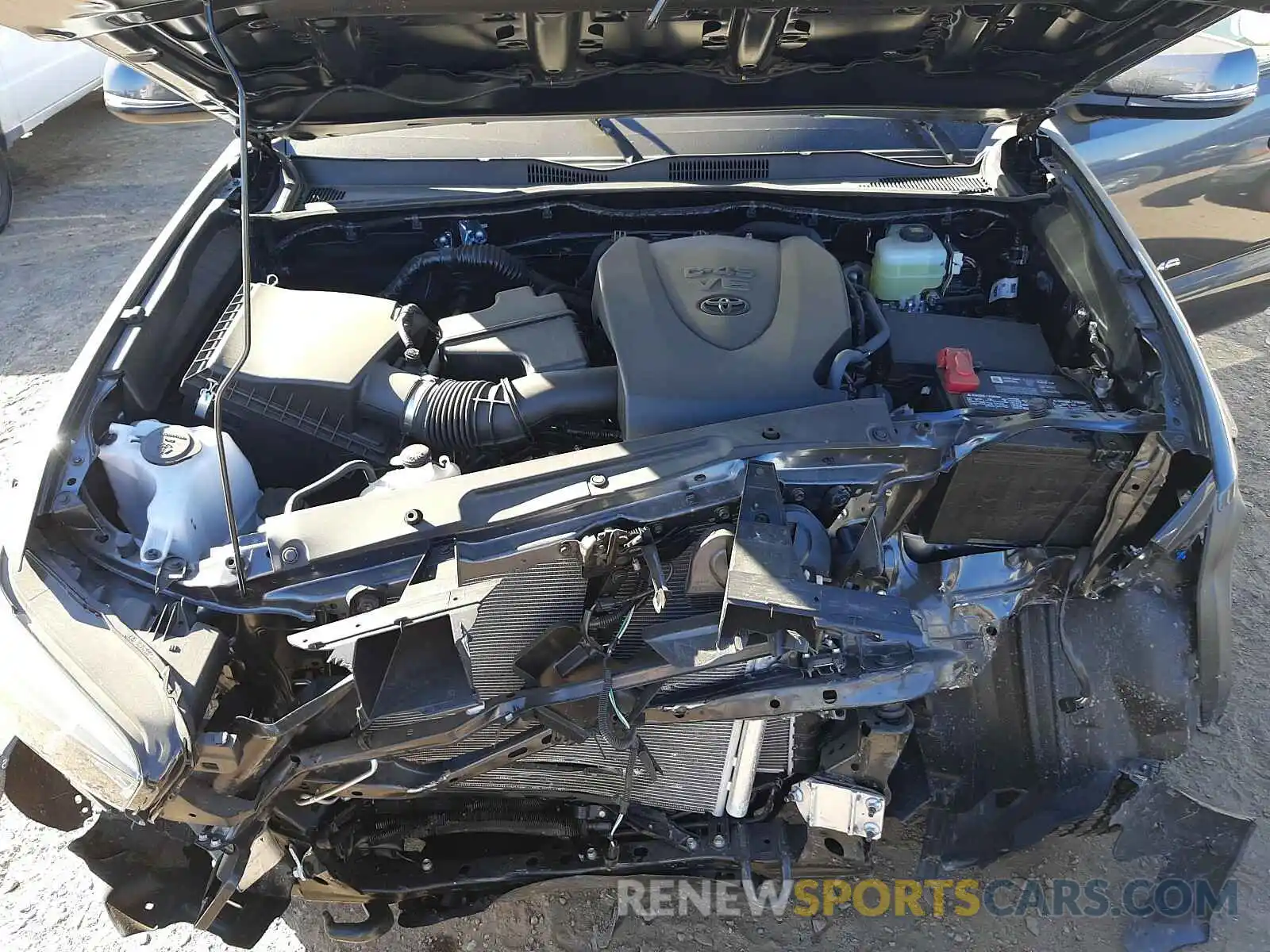 7 Photograph of a damaged car 3TMCZ5AN8LM363822 TOYOTA TACOMA 2020