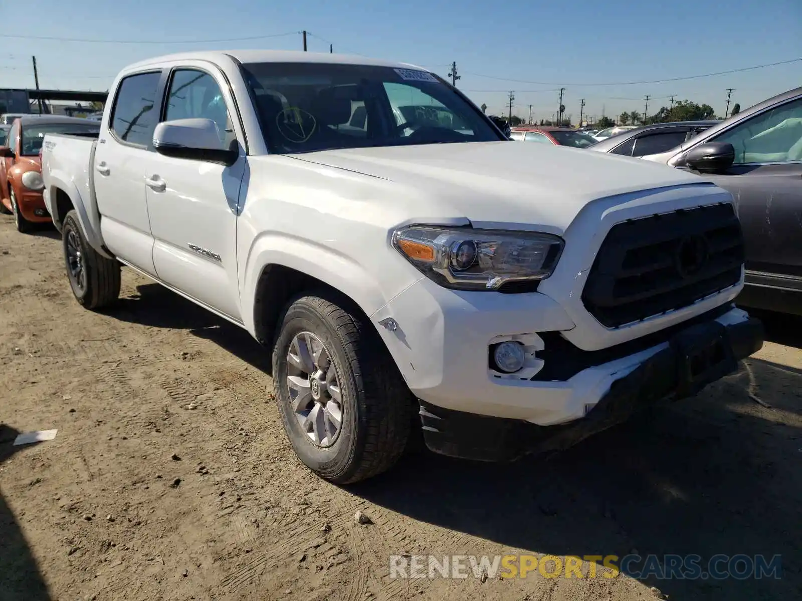 1 Photograph of a damaged car 3TMCZ5AN8LM364775 TOYOTA TACOMA 2020