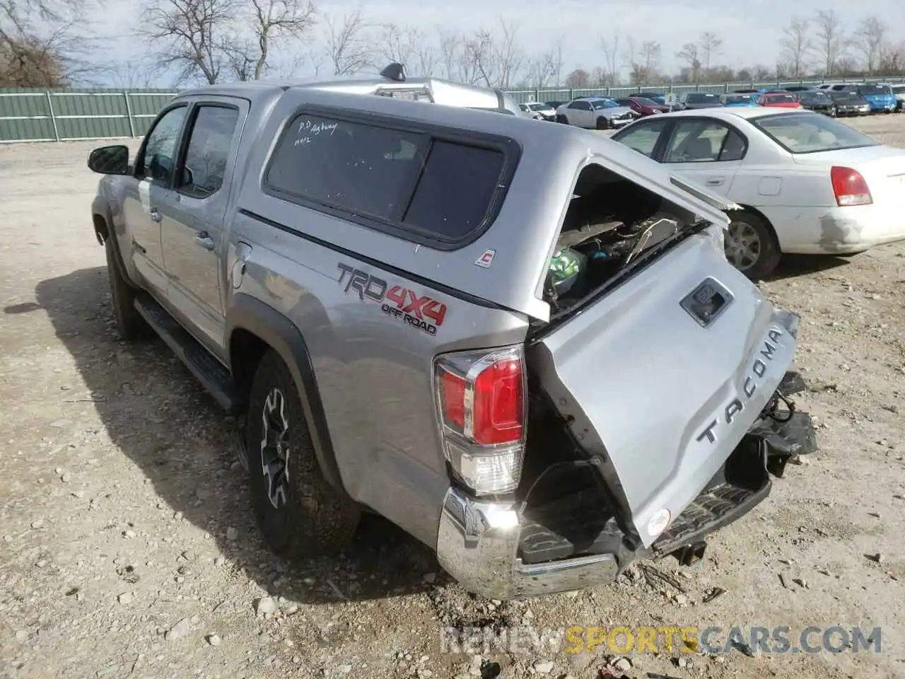 3 Photograph of a damaged car 3TMCZ5AN8LM368387 TOYOTA TACOMA 2020