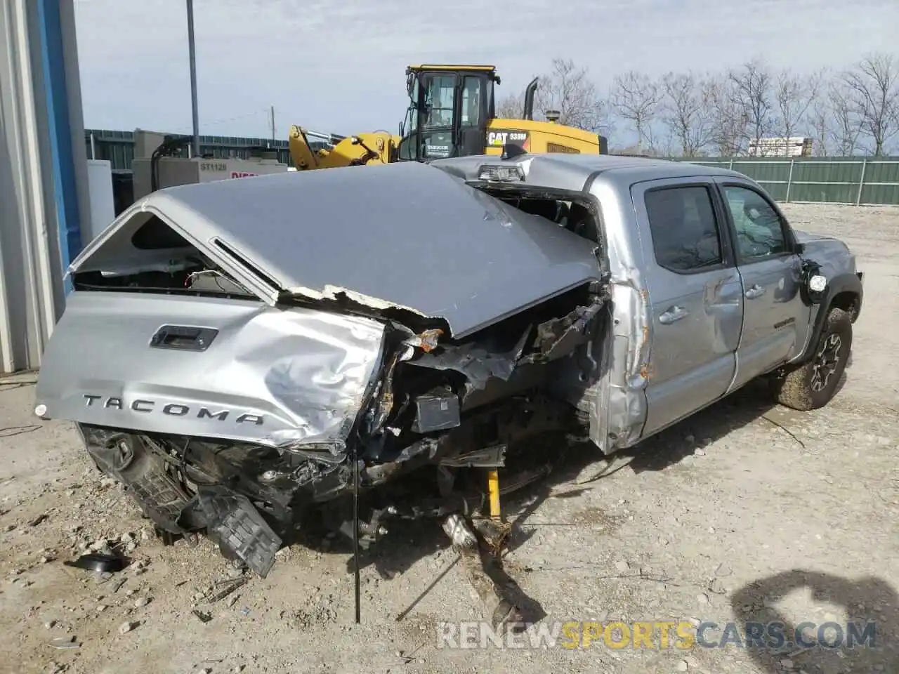 9 Photograph of a damaged car 3TMCZ5AN8LM368387 TOYOTA TACOMA 2020