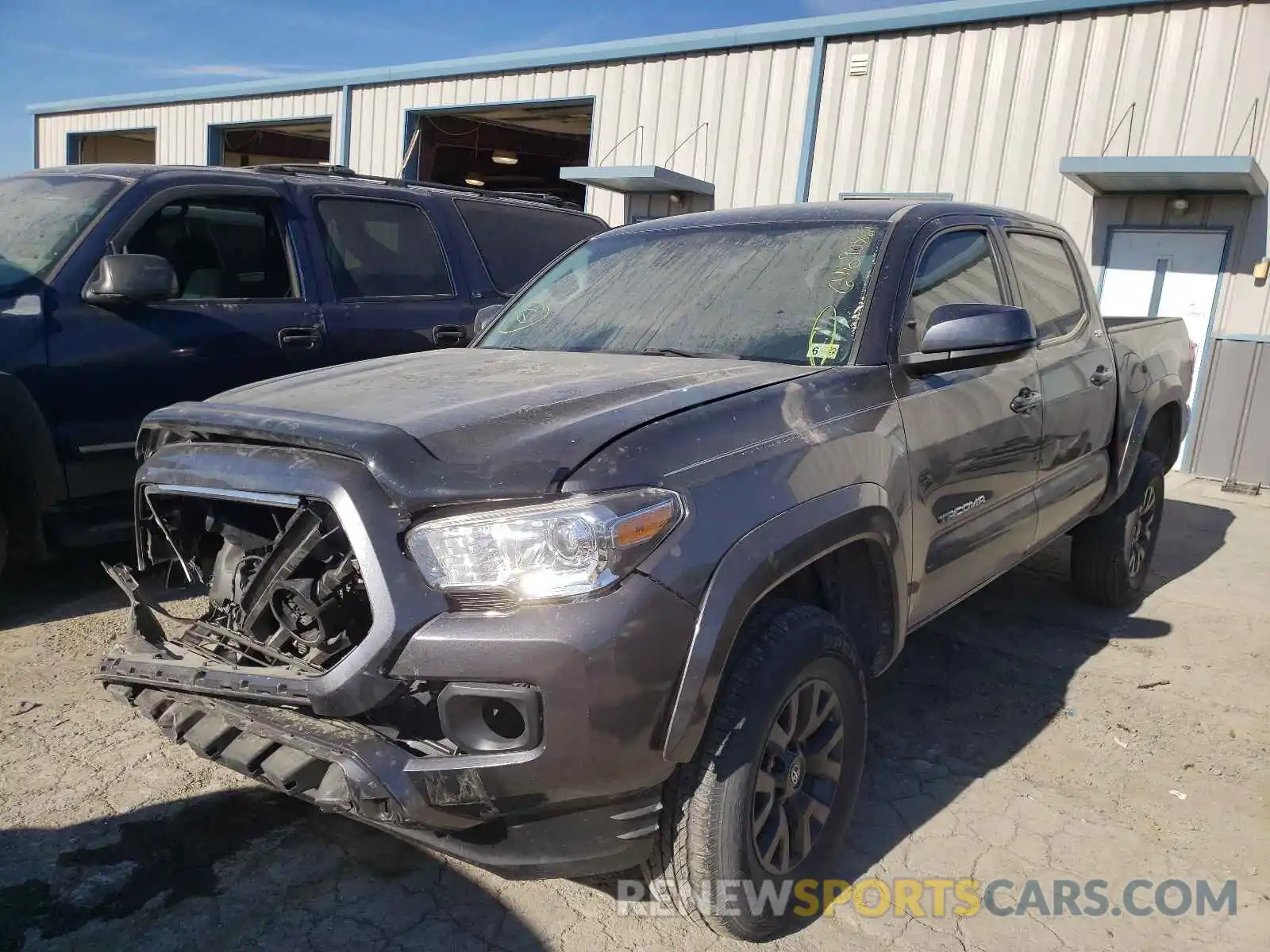 2 Photograph of a damaged car 3TMCZ5AN9LM289293 TOYOTA TACOMA 2020