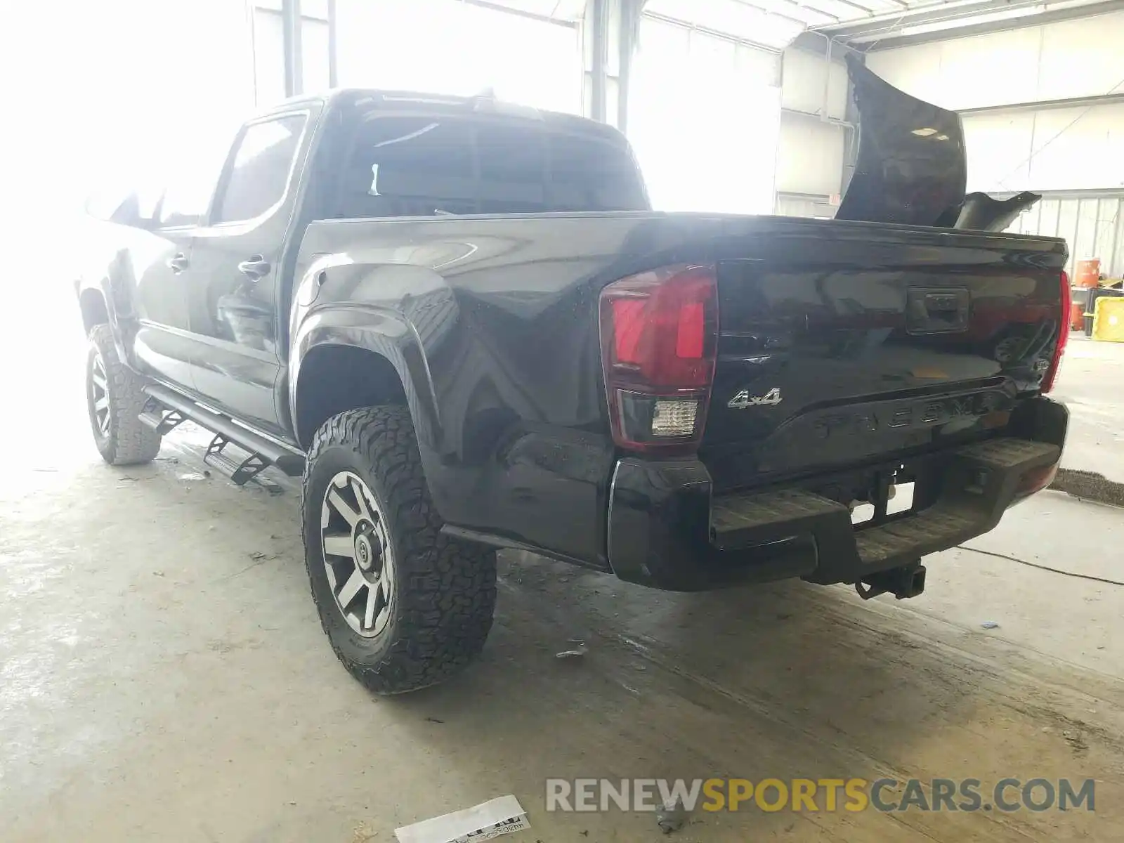 3 Photograph of a damaged car 3TMCZ5AN9LM289844 TOYOTA TACOMA 2020