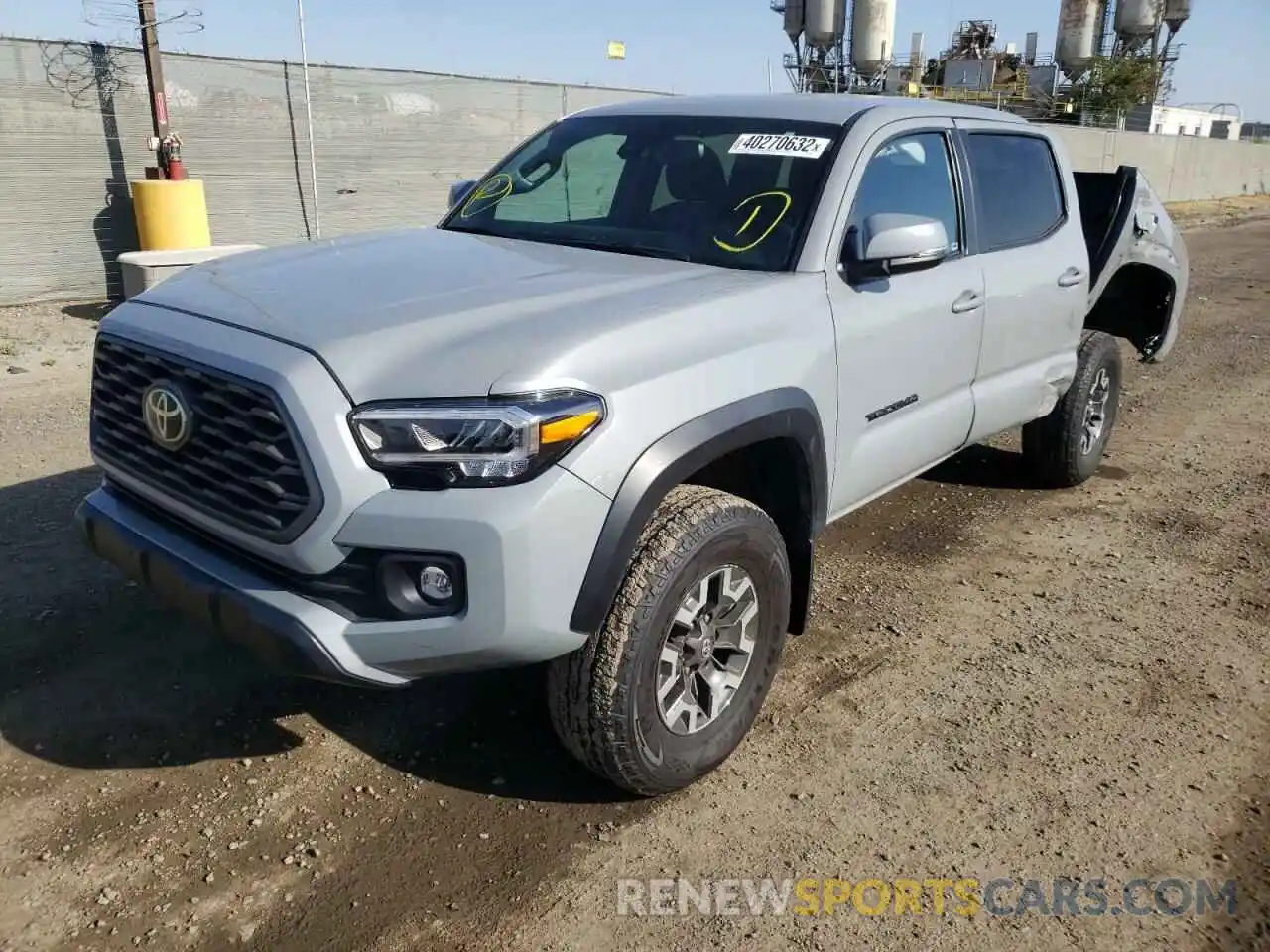 2 Photograph of a damaged car 3TMCZ5AN9LM290105 TOYOTA TACOMA 2020