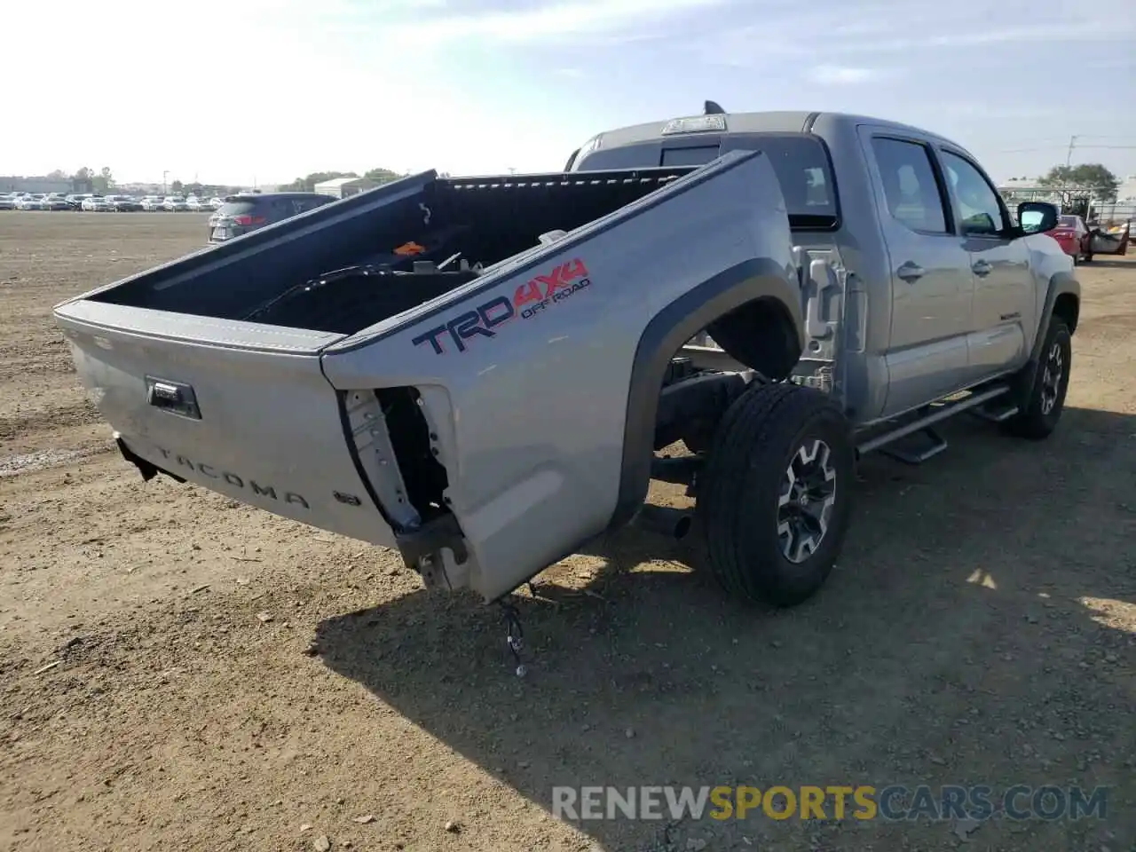 4 Photograph of a damaged car 3TMCZ5AN9LM290105 TOYOTA TACOMA 2020