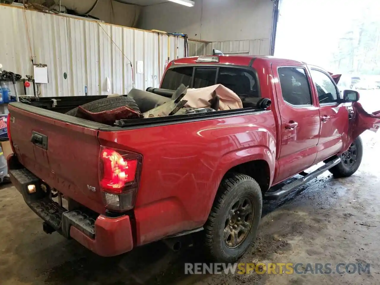 4 Photograph of a damaged car 3TMCZ5AN9LM296602 TOYOTA TACOMA 2020