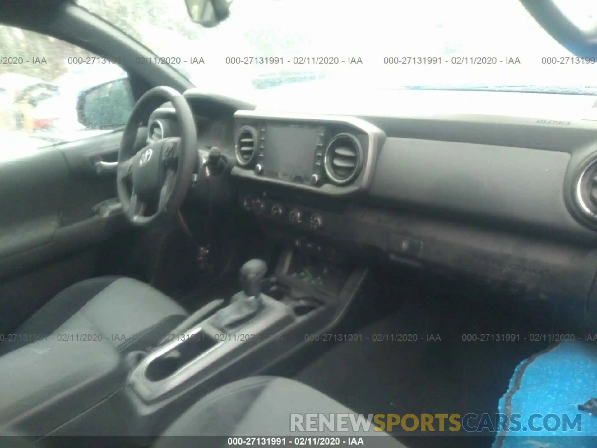 5 Photograph of a damaged car 3TMCZ5AN9LM300471 TOYOTA TACOMA 2020