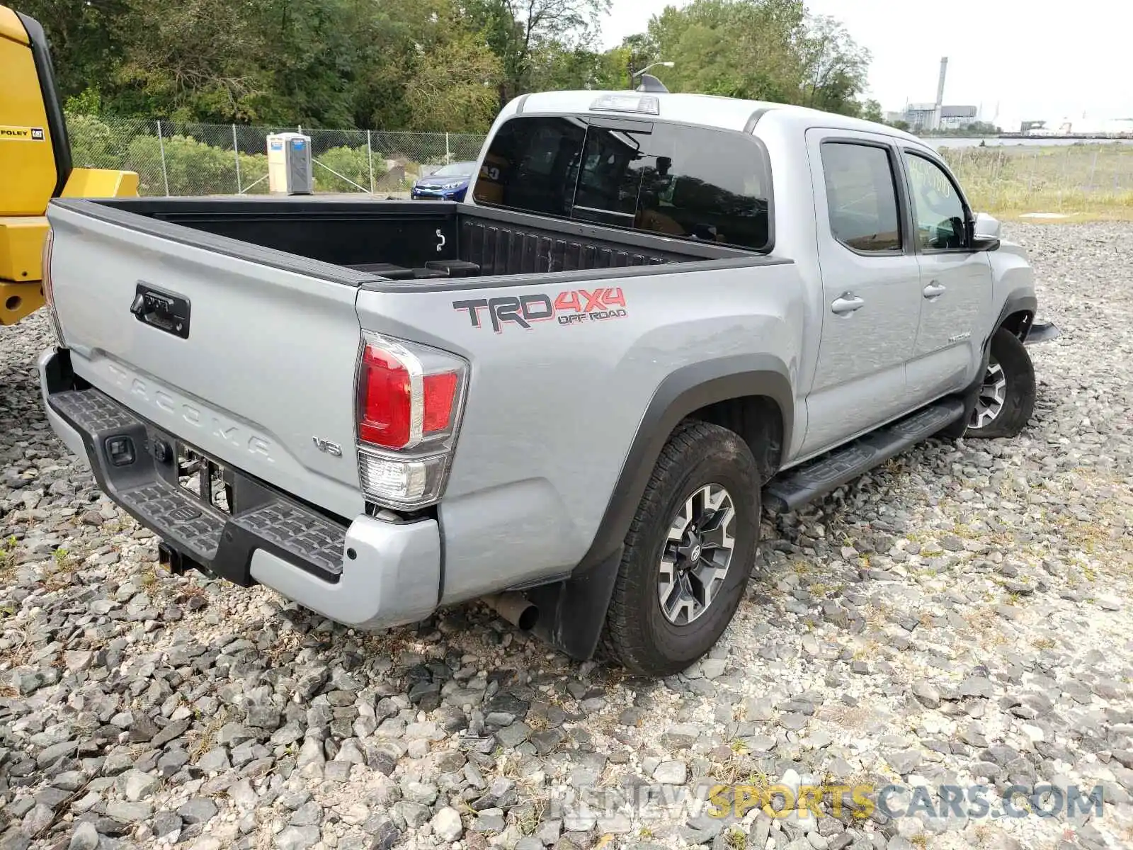 4 Photograph of a damaged car 3TMCZ5AN9LM301152 TOYOTA TACOMA 2020