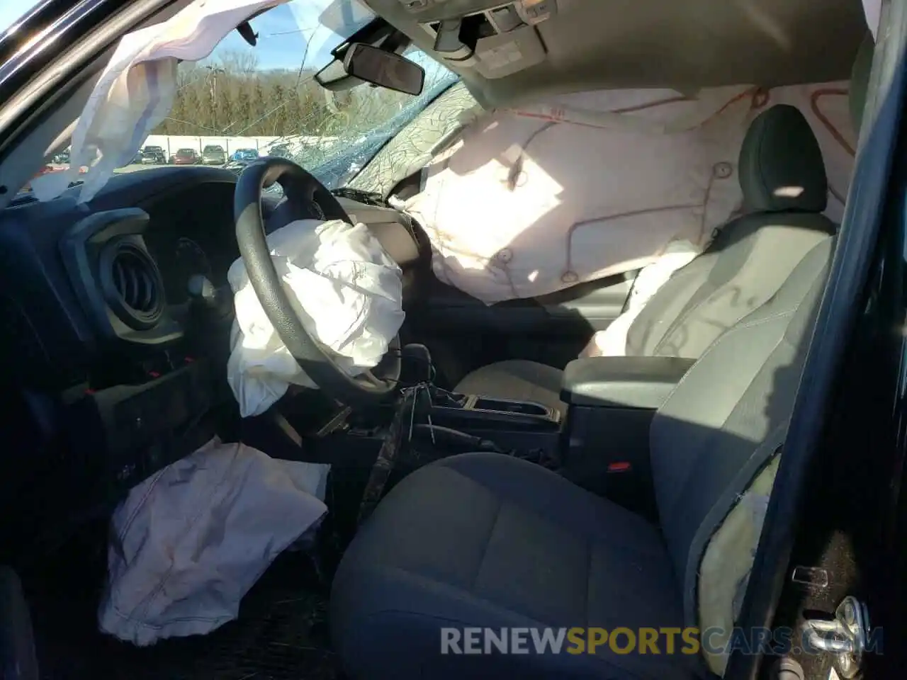 5 Photograph of a damaged car 3TMCZ5AN9LM306027 TOYOTA TACOMA 2020