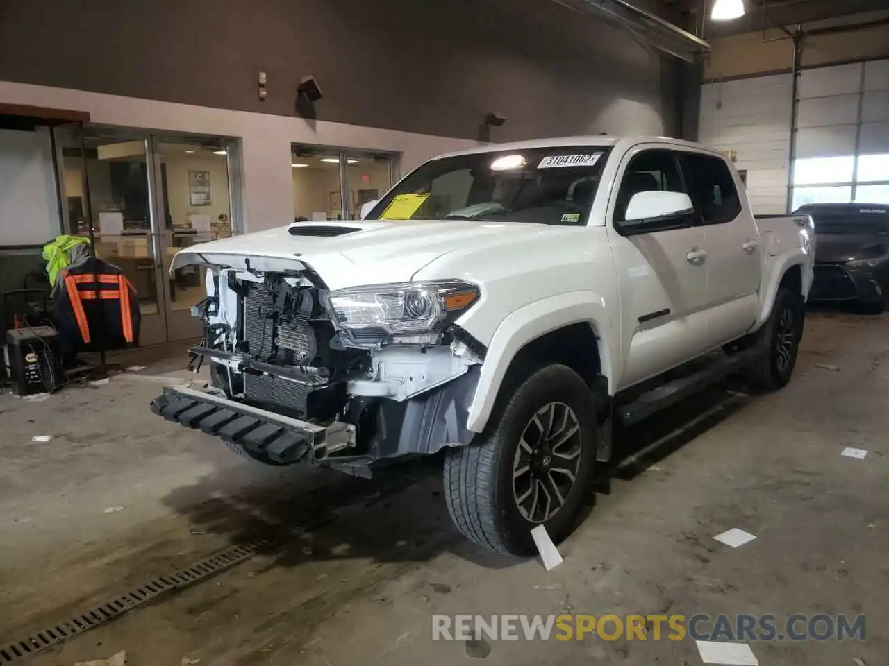 2 Photograph of a damaged car 3TMCZ5AN9LM316377 TOYOTA TACOMA 2020