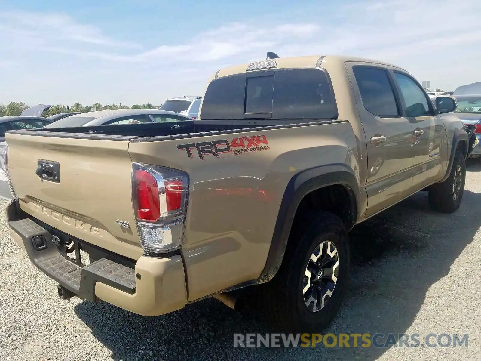 4 Photograph of a damaged car 3TMCZ5AN9LM317285 TOYOTA TACOMA 2020