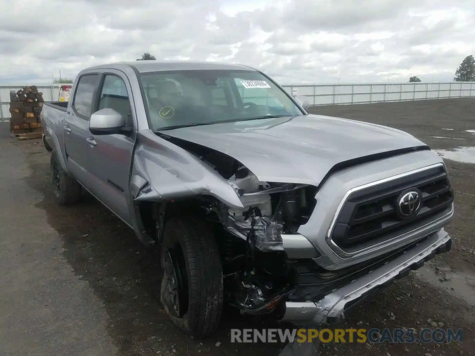 1 Photograph of a damaged car 3TMCZ5AN9LM318064 TOYOTA TACOMA 2020