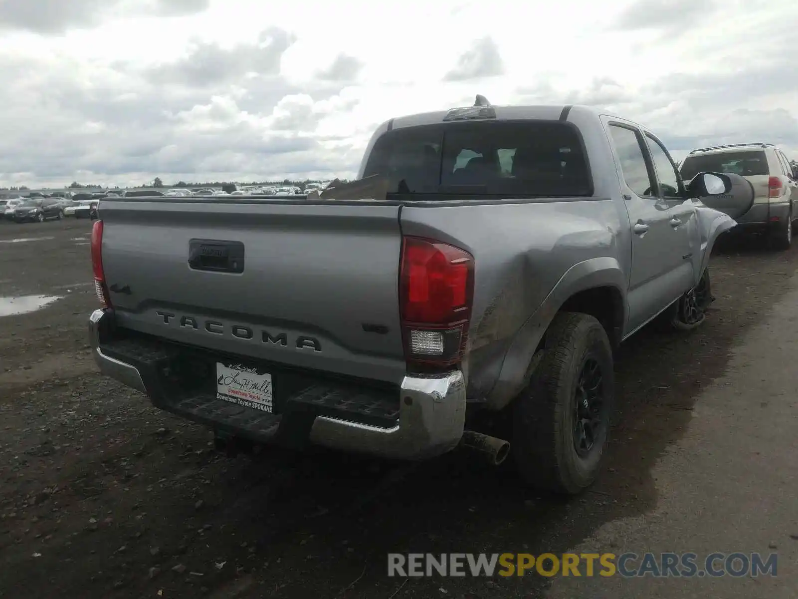 4 Photograph of a damaged car 3TMCZ5AN9LM318064 TOYOTA TACOMA 2020