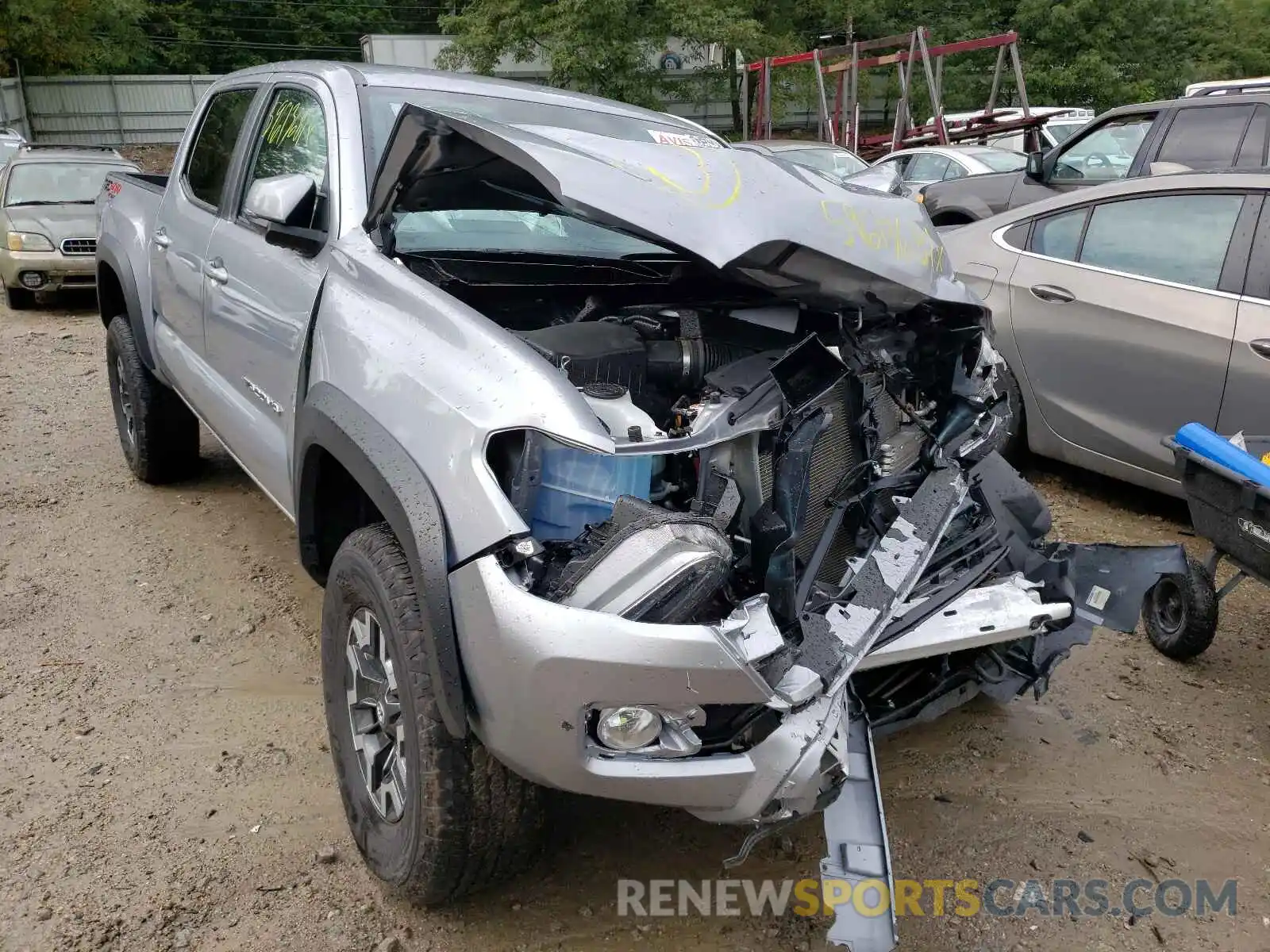 1 Photograph of a damaged car 3TMCZ5AN9LM320686 TOYOTA TACOMA 2020