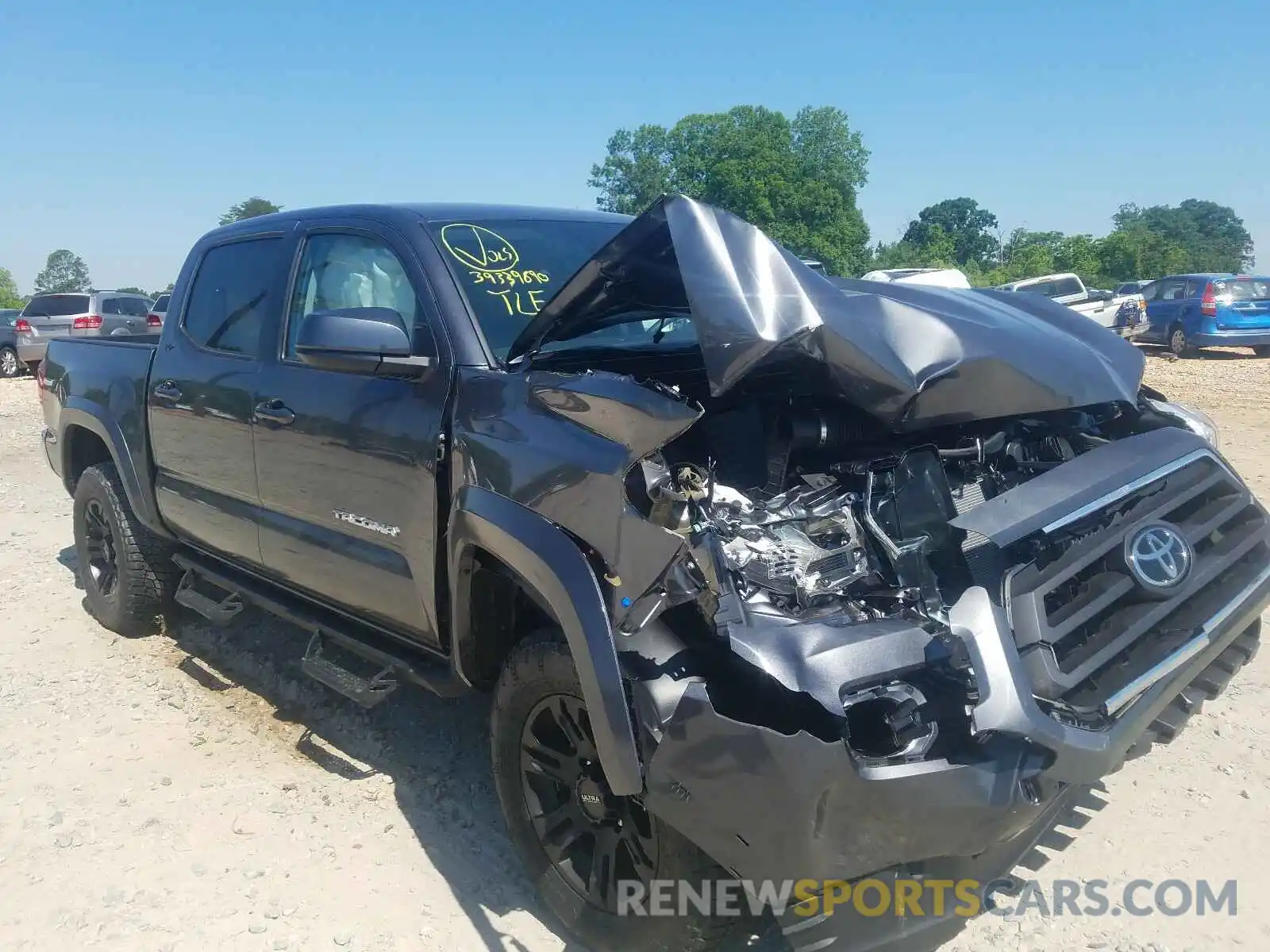 1 Photograph of a damaged car 3TMCZ5AN9LM328786 TOYOTA TACOMA 2020