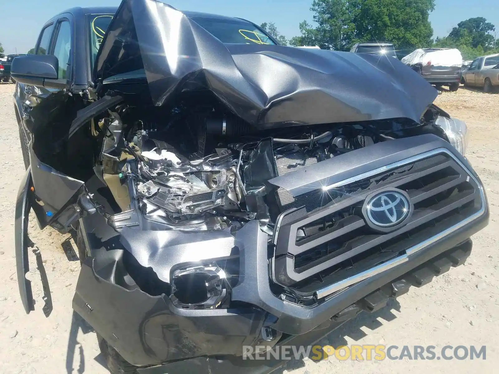 9 Photograph of a damaged car 3TMCZ5AN9LM328786 TOYOTA TACOMA 2020