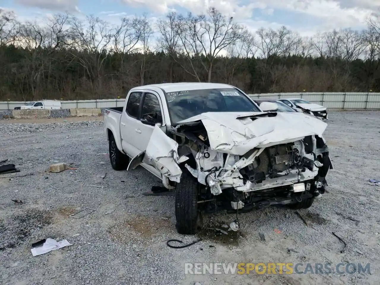 1 Photograph of a damaged car 3TMCZ5AN9LM329761 TOYOTA TACOMA 2020