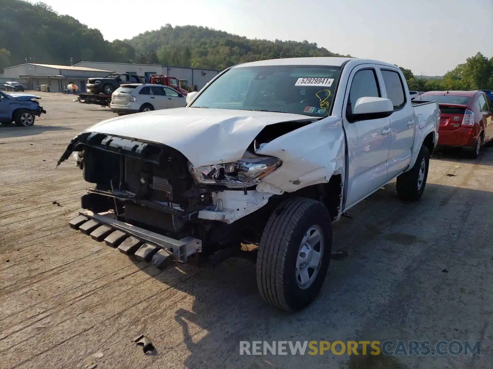 2 Photograph of a damaged car 3TMCZ5AN9LM338038 TOYOTA TACOMA 2020