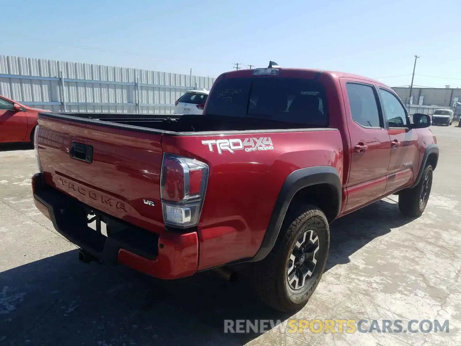 4 Photograph of a damaged car 3TMCZ5AN9LM338783 TOYOTA TACOMA 2020