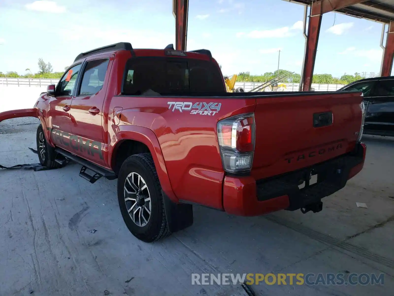 3 Photograph of a damaged car 3TMCZ5AN9LM339044 TOYOTA TACOMA 2020