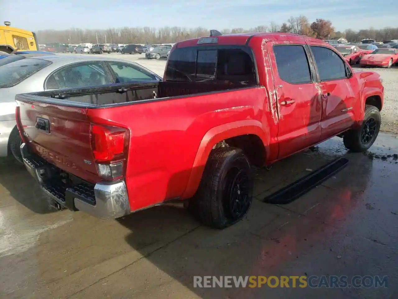 4 Photograph of a damaged car 3TMCZ5AN9LM339321 TOYOTA TACOMA 2020