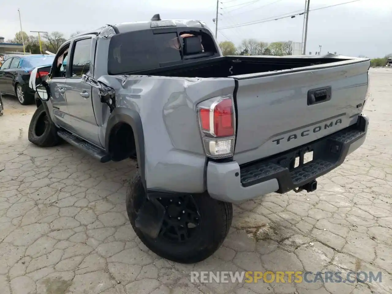 3 Photograph of a damaged car 3TMCZ5AN9LM343224 TOYOTA TACOMA 2020