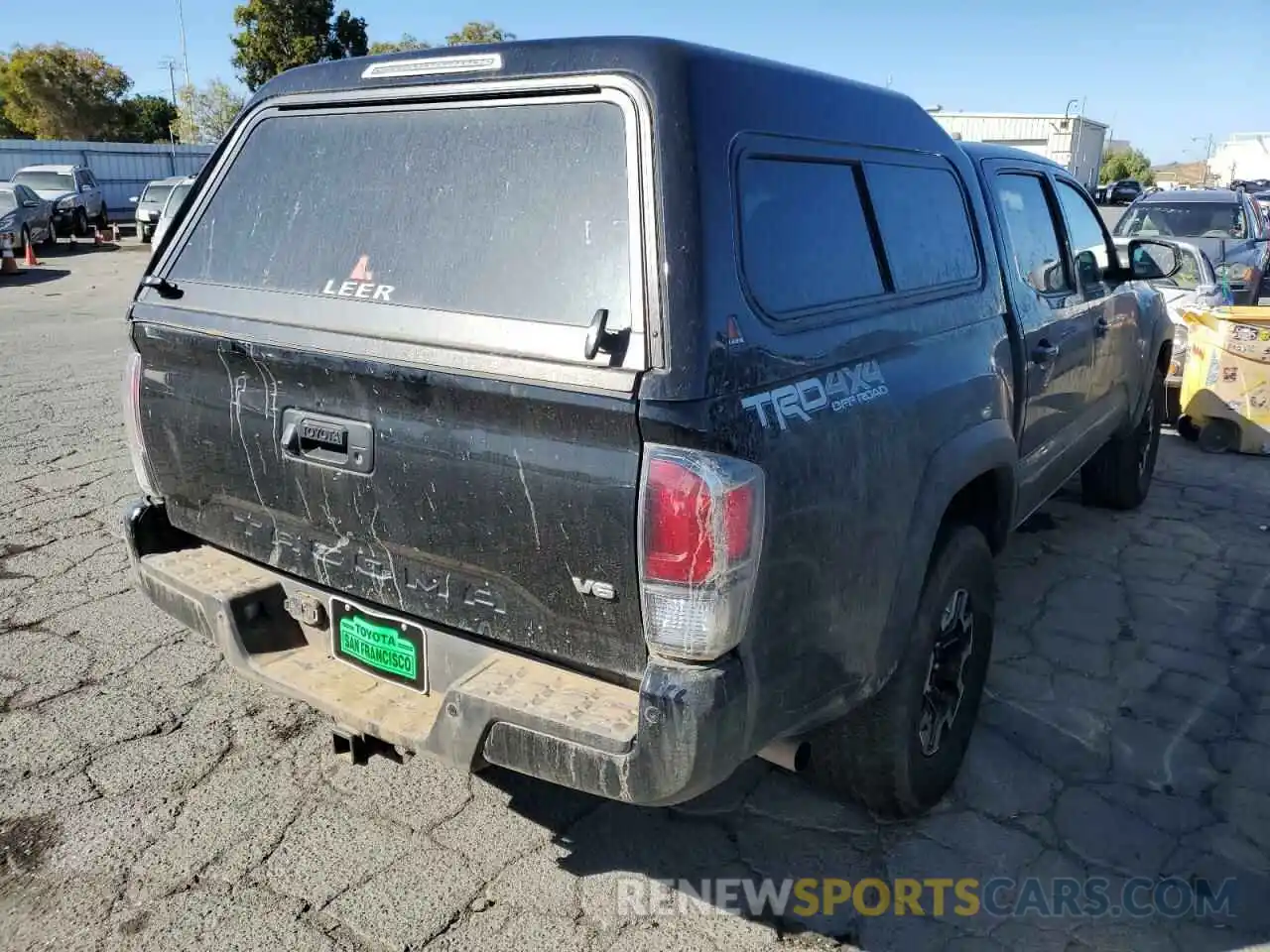 4 Photograph of a damaged car 3TMCZ5AN9LM352795 TOYOTA TACOMA 2020