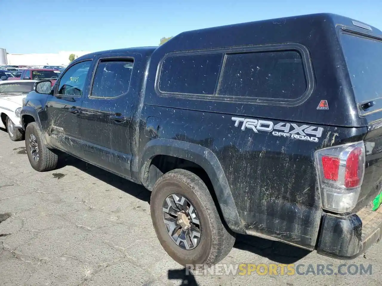 9 Photograph of a damaged car 3TMCZ5AN9LM352795 TOYOTA TACOMA 2020