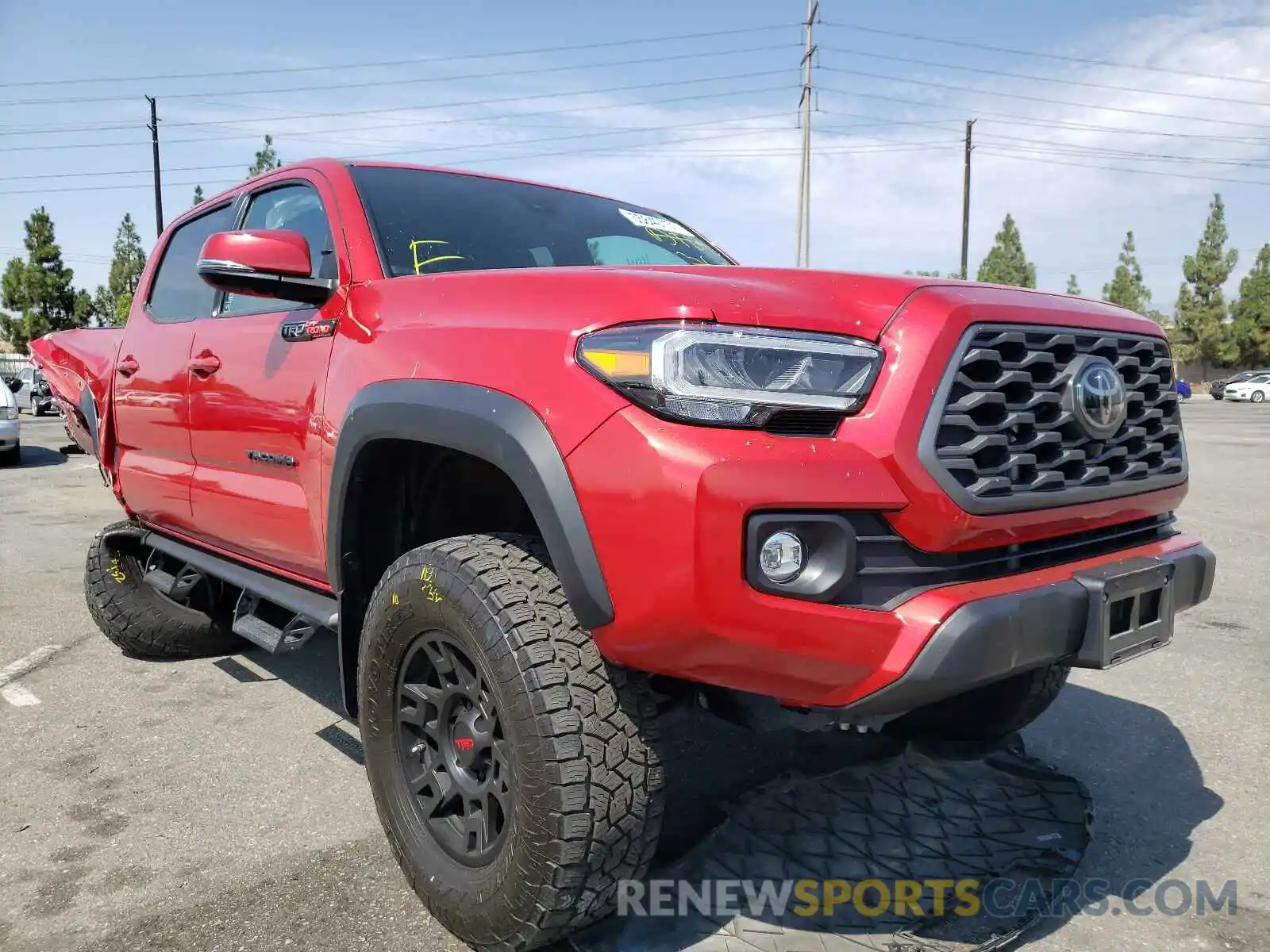 1 Photograph of a damaged car 3TMCZ5AN9LM354563 TOYOTA TACOMA 2020