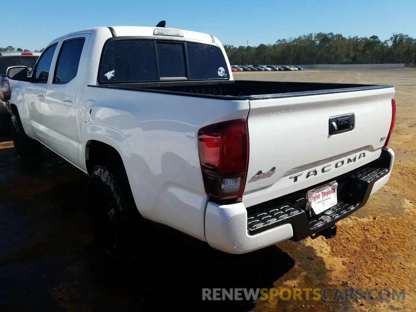 3 Photograph of a damaged car 3TMCZ5AN9LM357155 TOYOTA TACOMA 2020