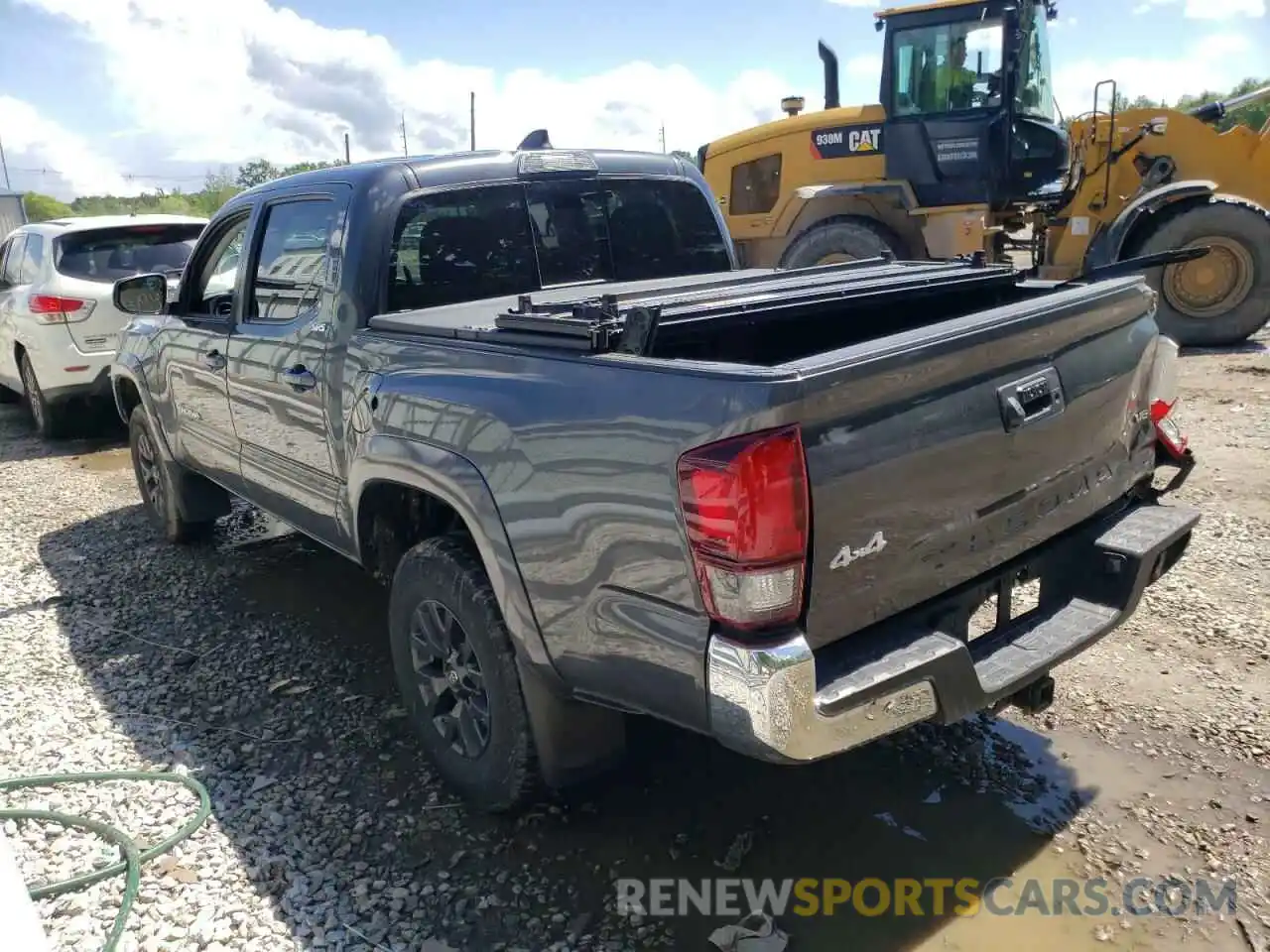 3 Photograph of a damaged car 3TMCZ5AN9LM359505 TOYOTA TACOMA 2020