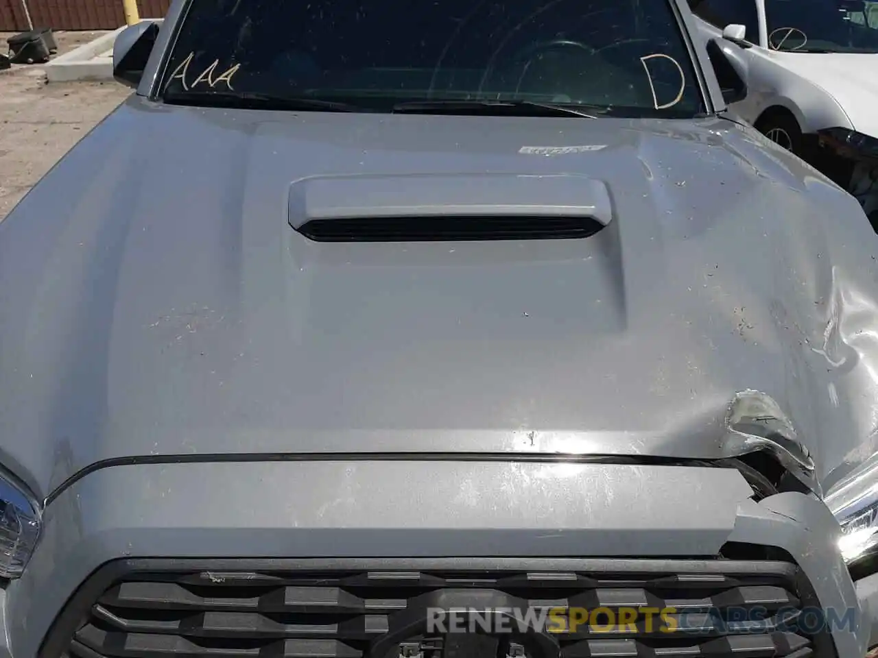 7 Photograph of a damaged car 3TMCZ5AN9LM360962 TOYOTA TACOMA 2020