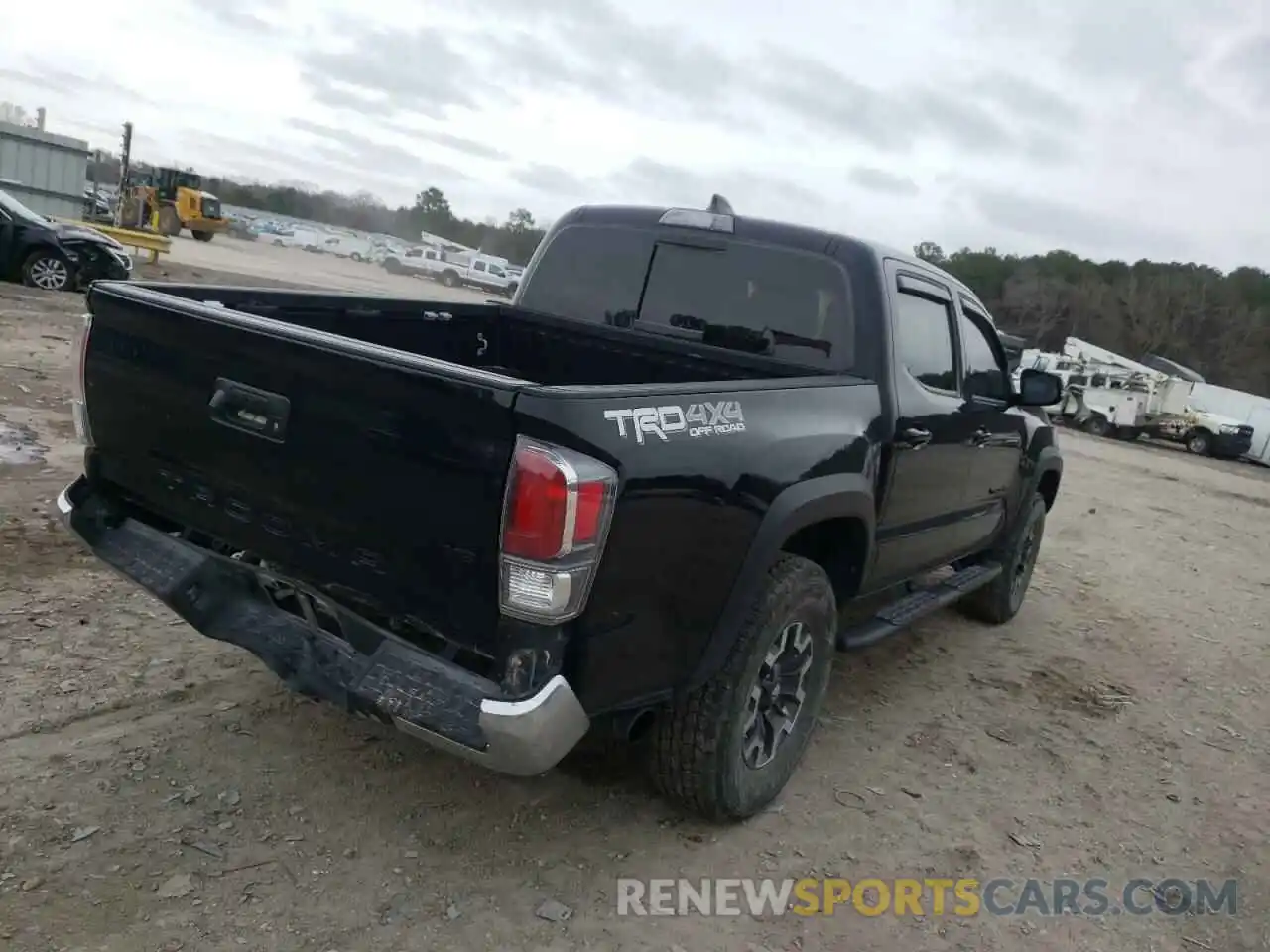 4 Photograph of a damaged car 3TMCZ5ANXLM293482 TOYOTA TACOMA 2020