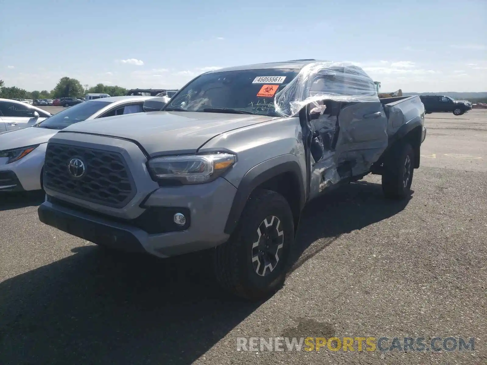 2 Photograph of a damaged car 3TMCZ5ANXLM293871 TOYOTA TACOMA 2020