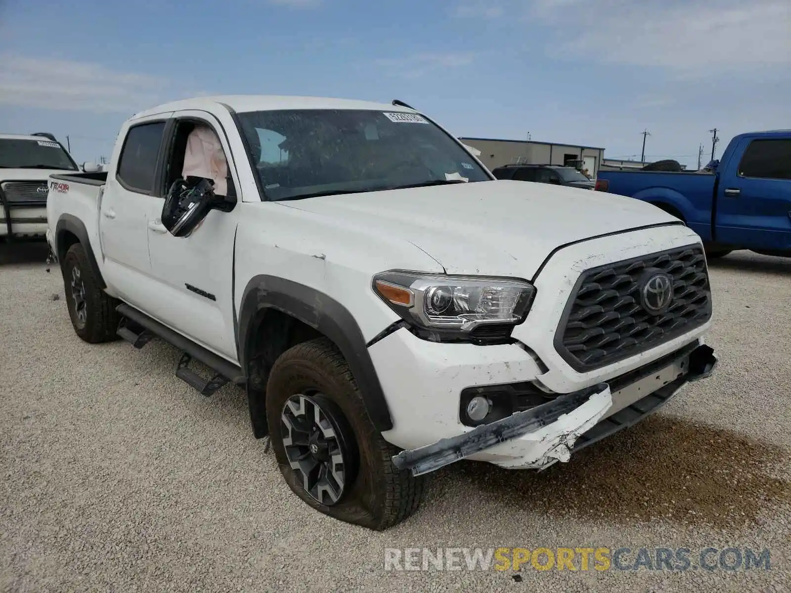 1 Photograph of a damaged car 3TMCZ5ANXLM302441 TOYOTA TACOMA 2020