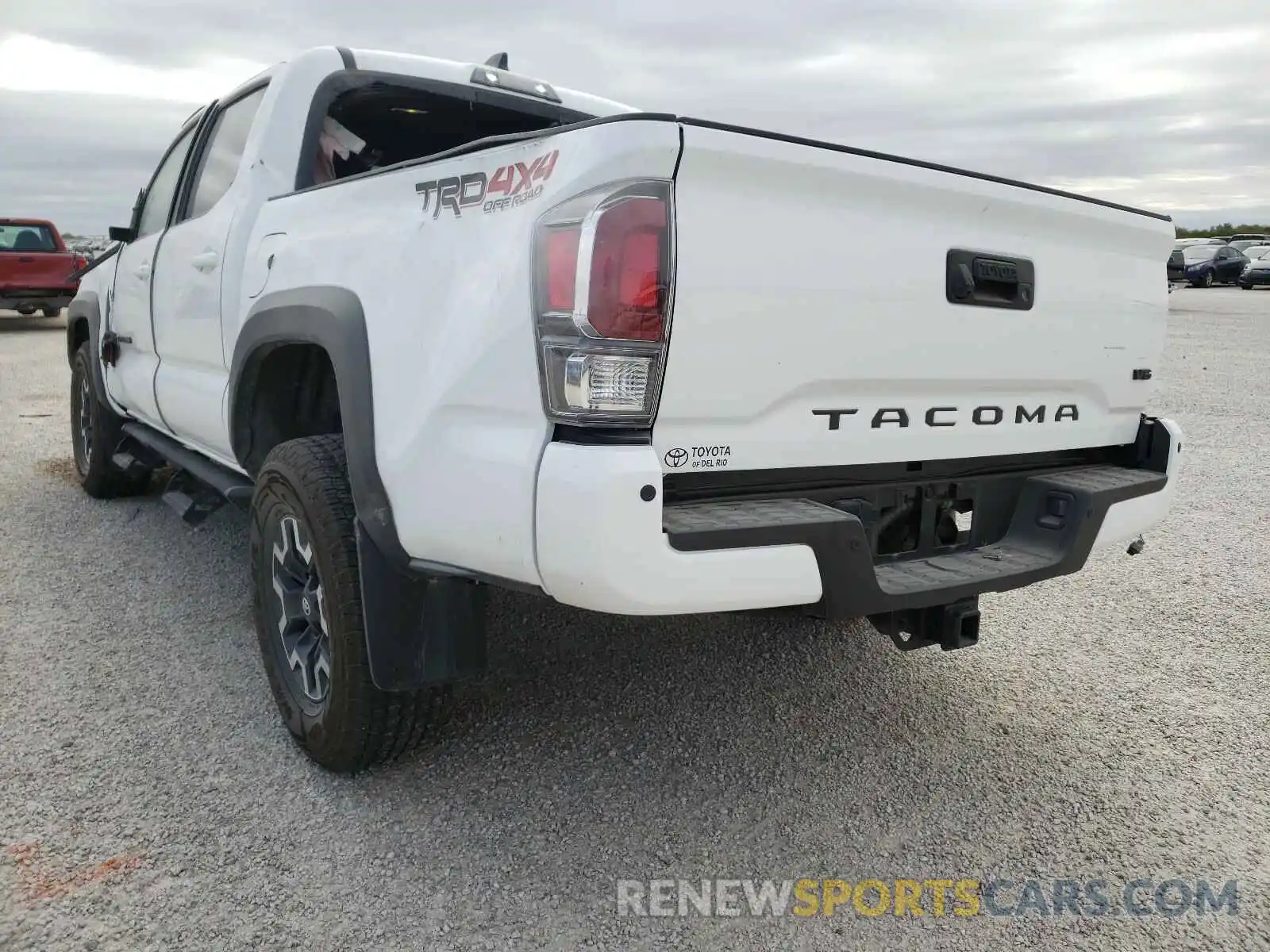 3 Photograph of a damaged car 3TMCZ5ANXLM302441 TOYOTA TACOMA 2020