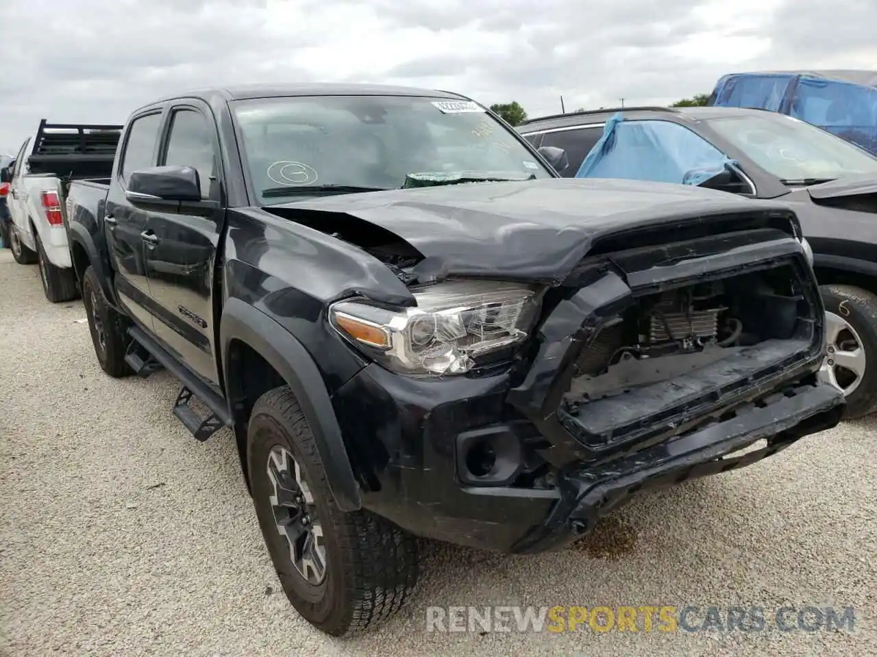 1 Photograph of a damaged car 3TMCZ5ANXLM304447 TOYOTA TACOMA 2020