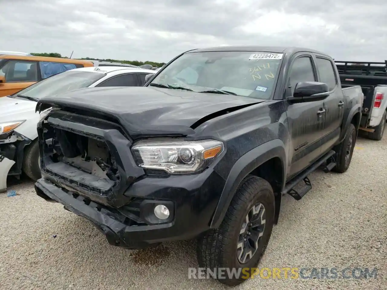 2 Photograph of a damaged car 3TMCZ5ANXLM304447 TOYOTA TACOMA 2020