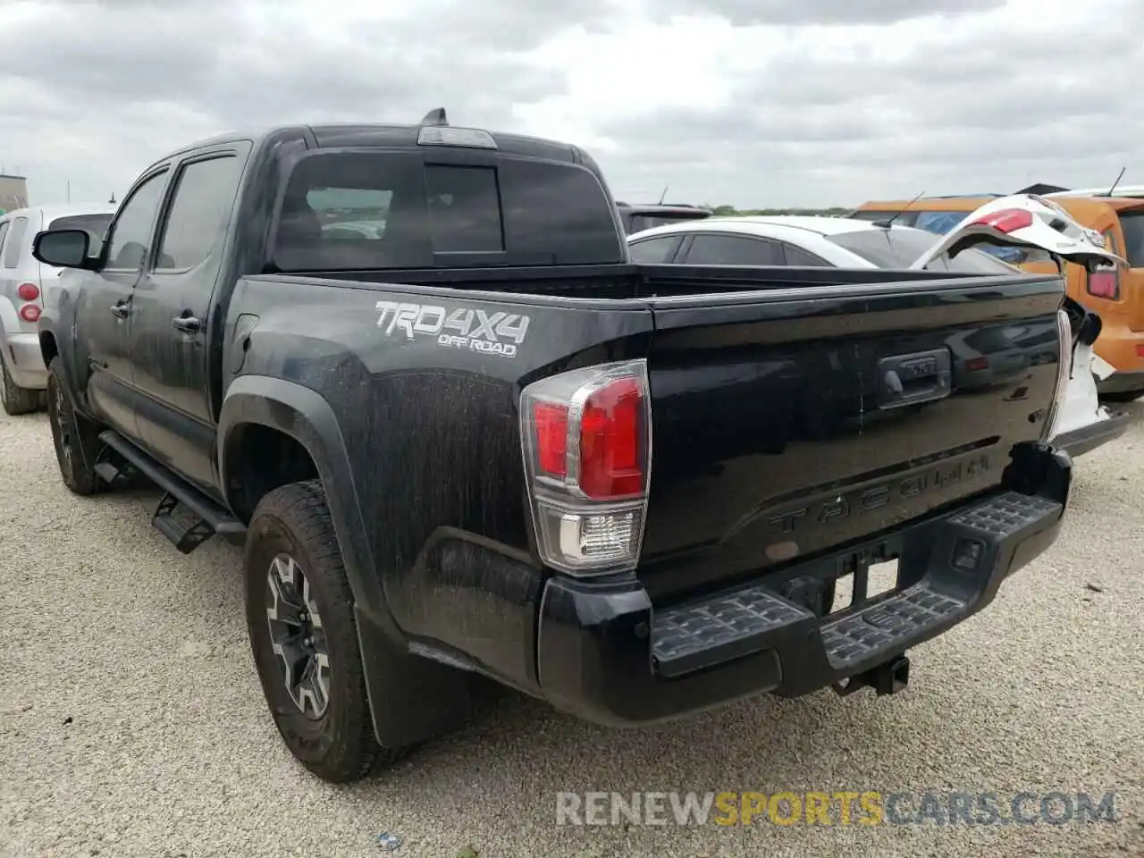 3 Photograph of a damaged car 3TMCZ5ANXLM304447 TOYOTA TACOMA 2020