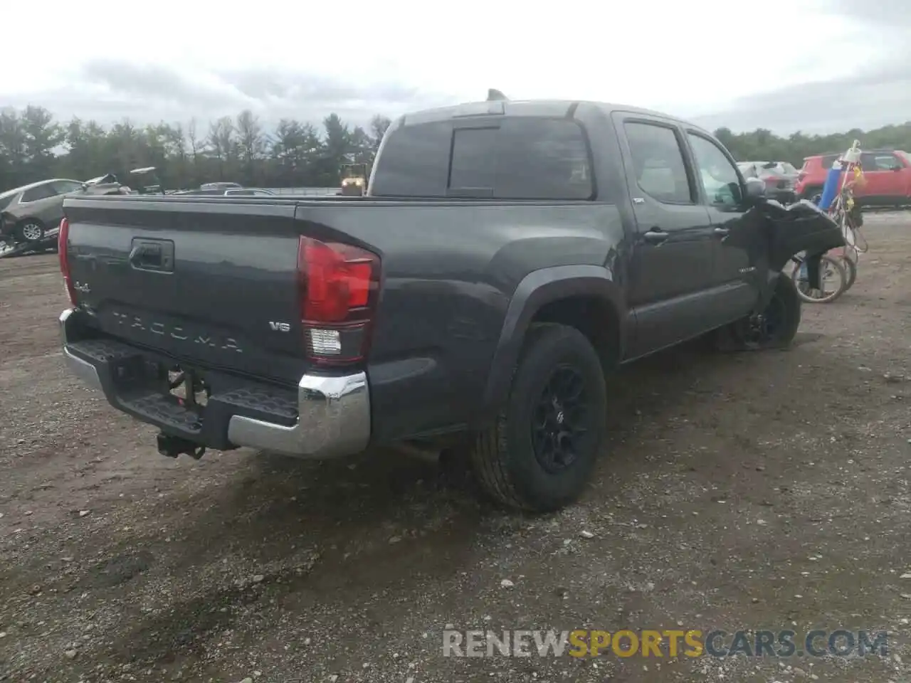 4 Photograph of a damaged car 3TMCZ5ANXLM306022 TOYOTA TACOMA 2020