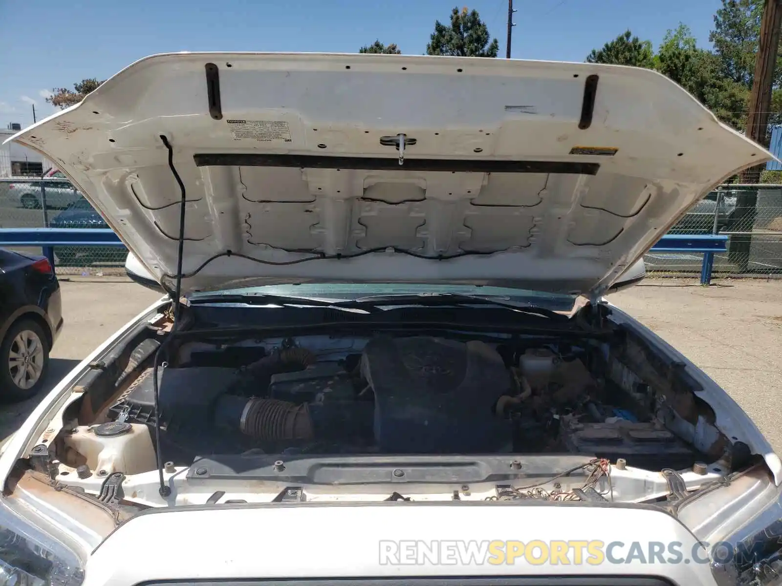 7 Photograph of a damaged car 3TMCZ5ANXLM306182 TOYOTA TACOMA 2020