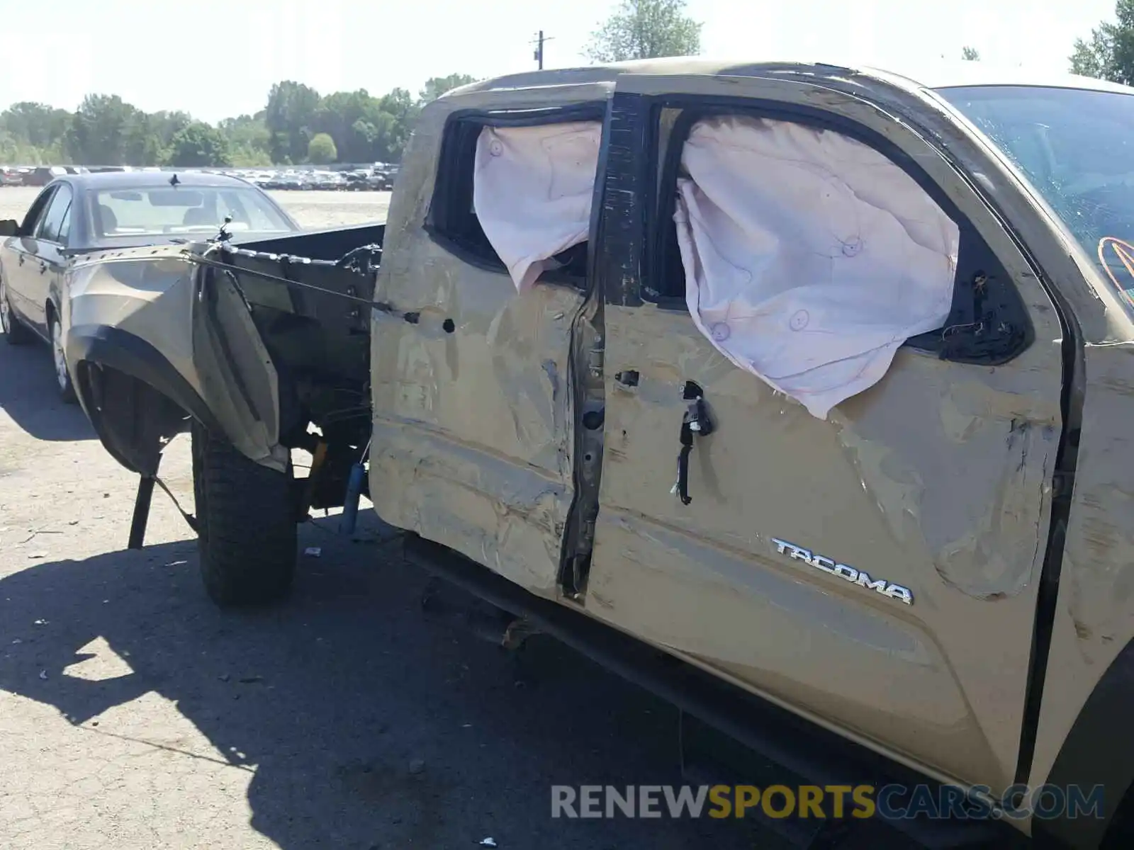 9 Photograph of a damaged car 3TMCZ5ANXLM308210 TOYOTA TACOMA 2020