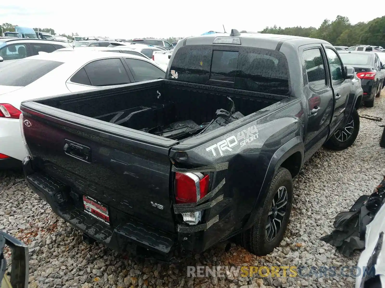 4 Photograph of a damaged car 3TMCZ5ANXLM318607 TOYOTA TACOMA 2020