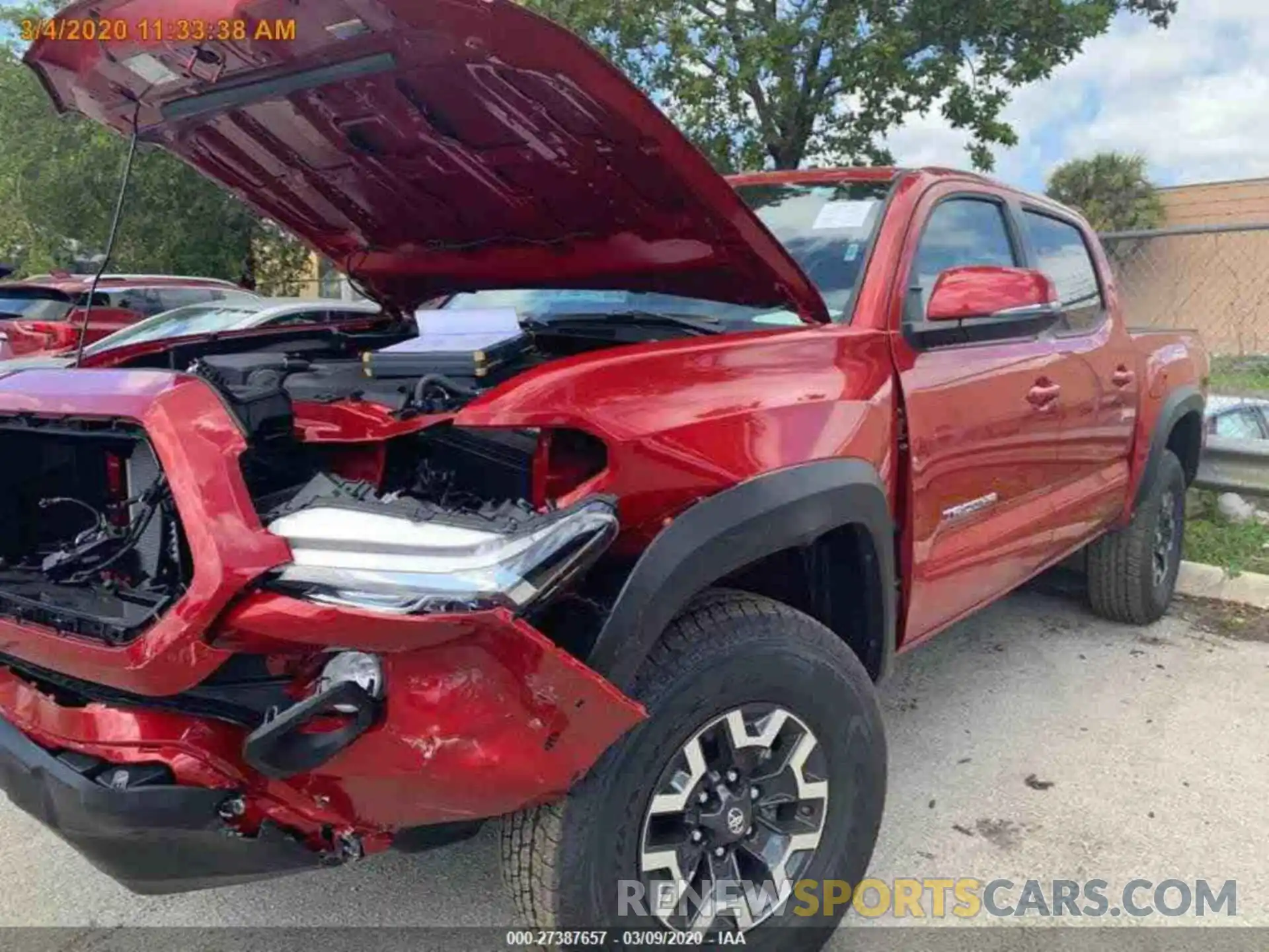 16 Photograph of a damaged car 3TMCZ5ANXLM319448 TOYOTA TACOMA 2020